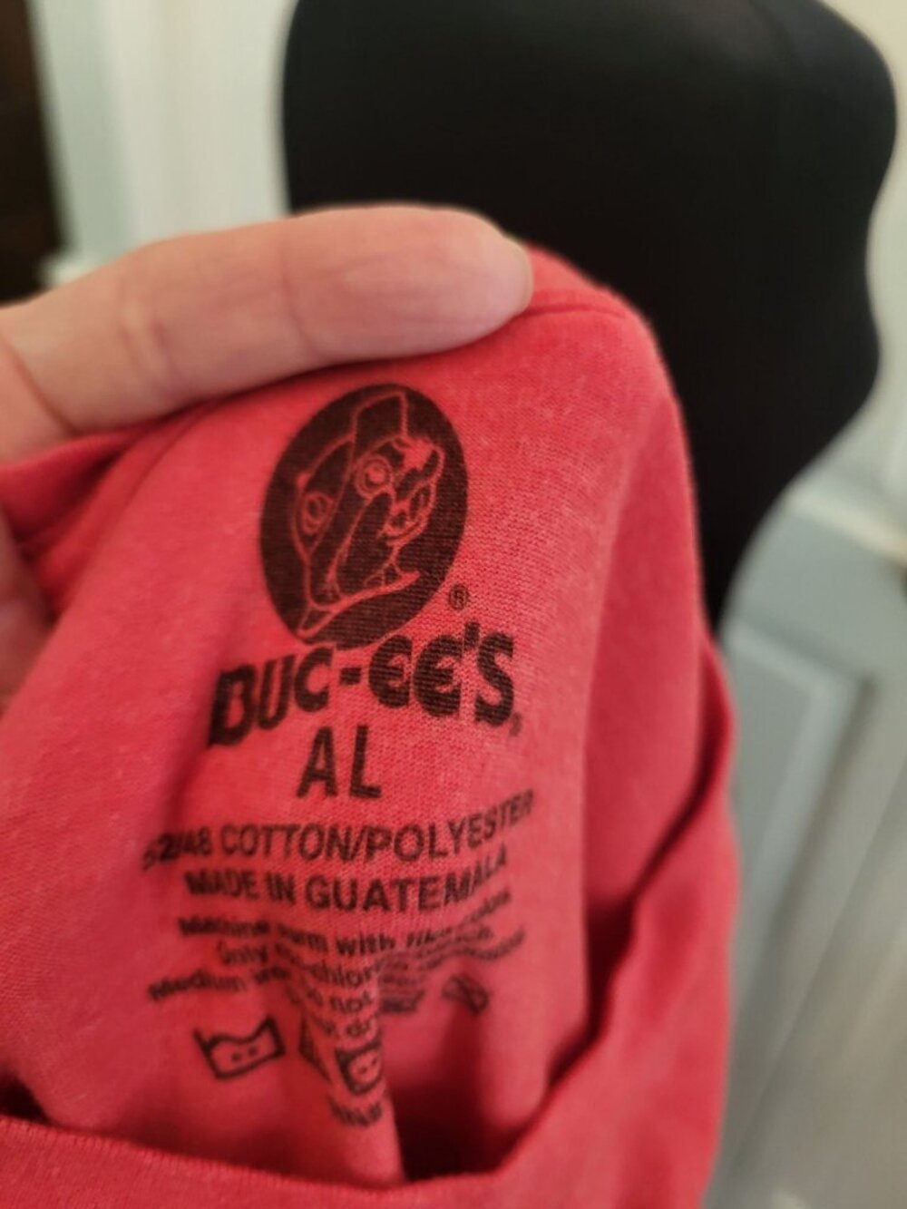 Bucee's TN Red Graphic Tee L Logo Travel Western Tennessee Souvenir Road Trip - Picture 5 of 5